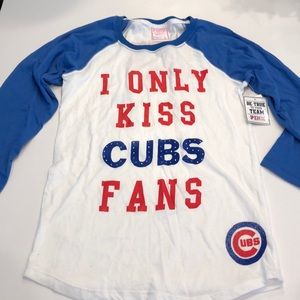Victoria’s Secret Pink MLB Chicago Cubs shirt! L
